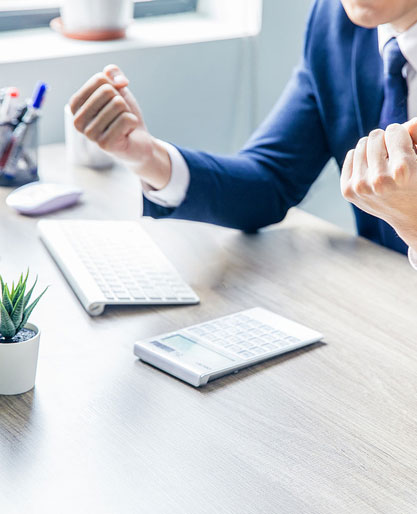 ���(y��ng)�������Ͻ����޹�˾